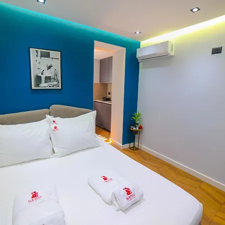 Matisse No18 - With Parking Tirana