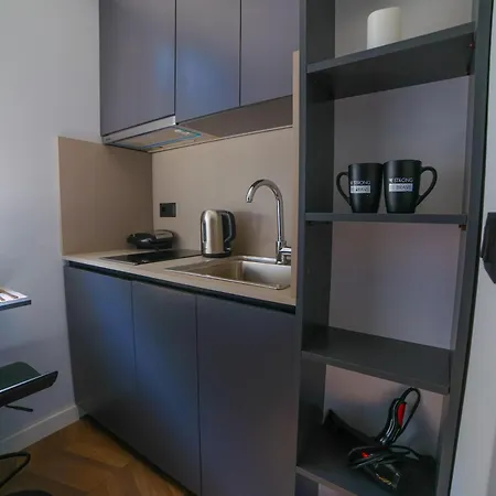 Matisse No18 - With Parking Apartment Tirana